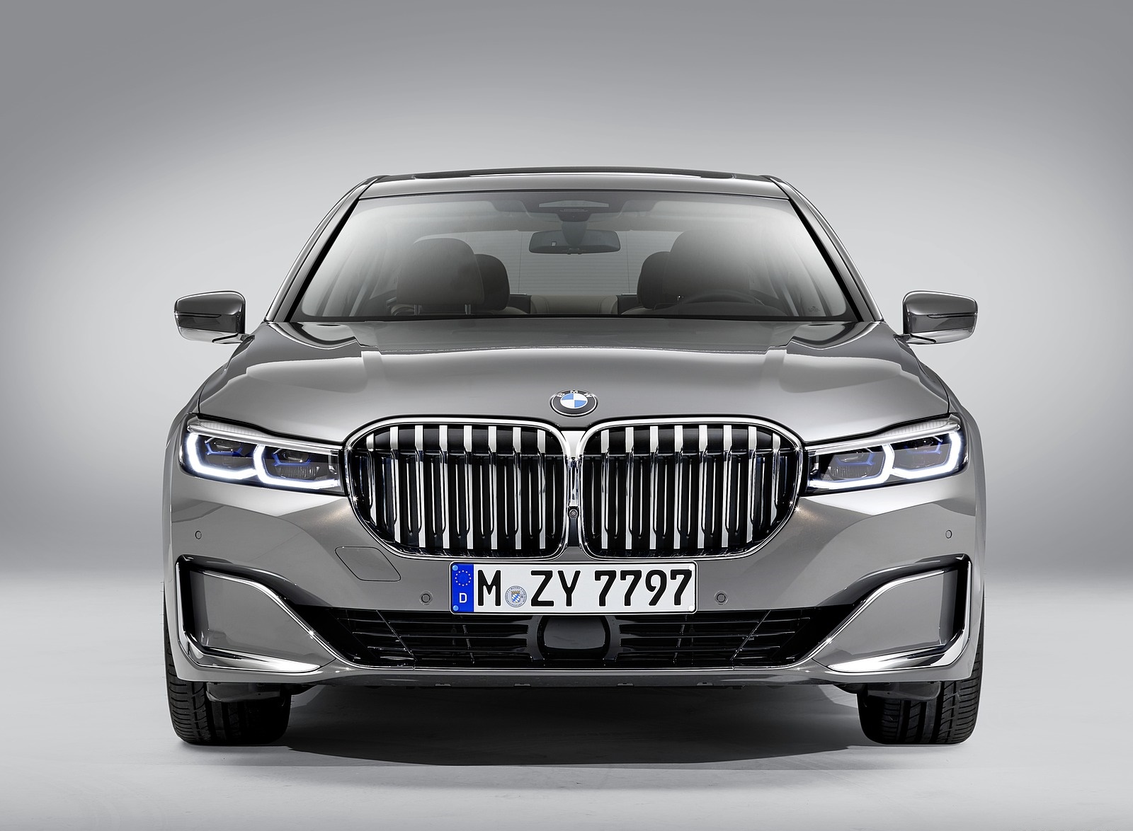 2020 BMW 7-Series 750Li Front Wallpapers #20 of 45