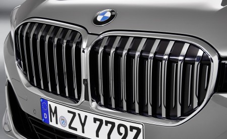 2020 BMW 7-Series 750Li Grill Wallpapers 450x275 (28)