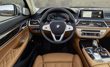 2020 BMW 7-Series 750Li Interior Wallpapers 450x275 (38)