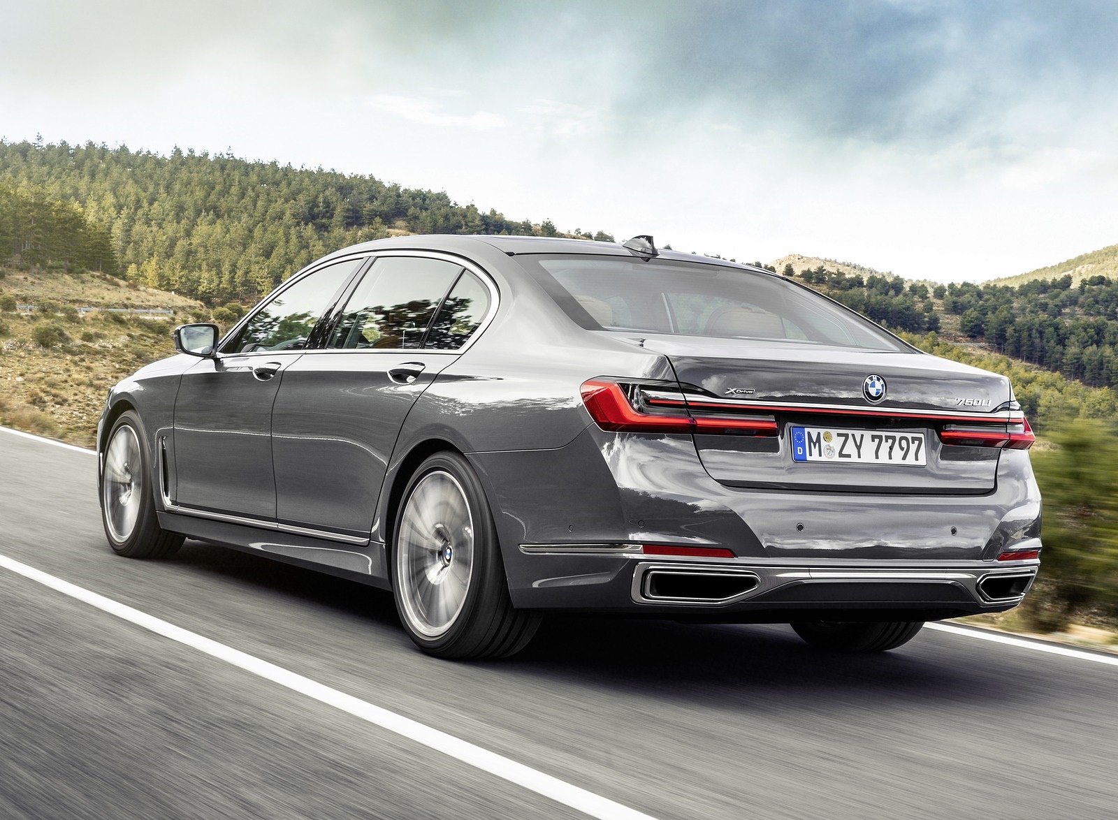 2020 BMW 7-Series 750Li Rear Three-Quarter Wallpapers #4 of 45