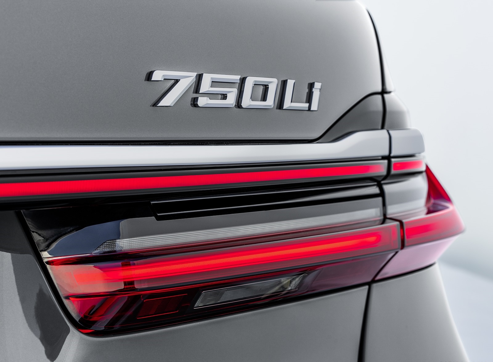 2020 BMW 7-Series 750Li Tail Light Wallpapers #24 of 45