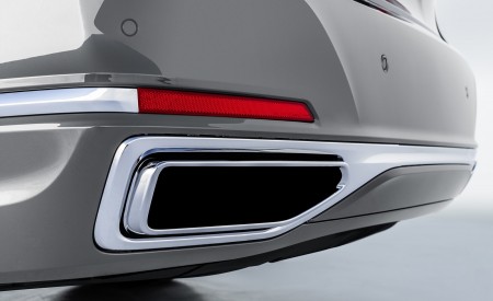 2020 BMW 7-Series 750Li Tailpipe Wallpapers 450x275 (23)