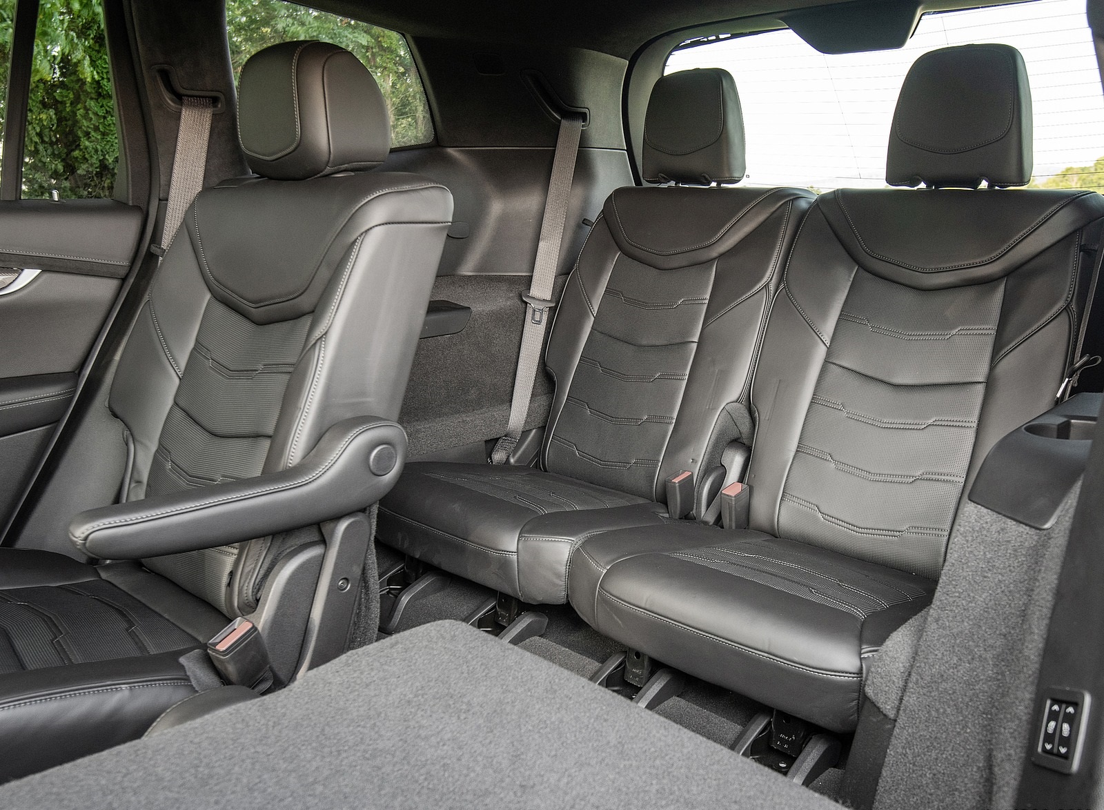 2020 Cadillac XT6 Premium Luxury Interior Third Row Seats Wallpapers #19 of 43