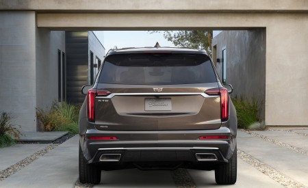 2020 Cadillac XT6 Premium Luxury Rear Wallpapers 450x275 (24)