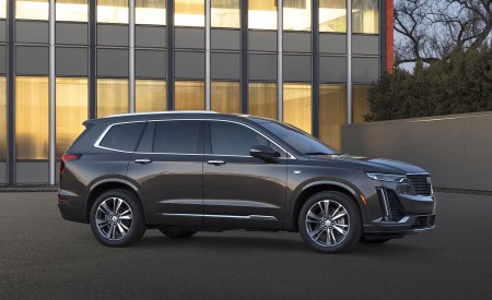 2020 Cadillac XT6 Premium Luxury Side Wallpapers 450x275 (25)