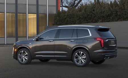 2020 Cadillac XT6 Premium Luxury Side Wallpapers 450x275 (26)