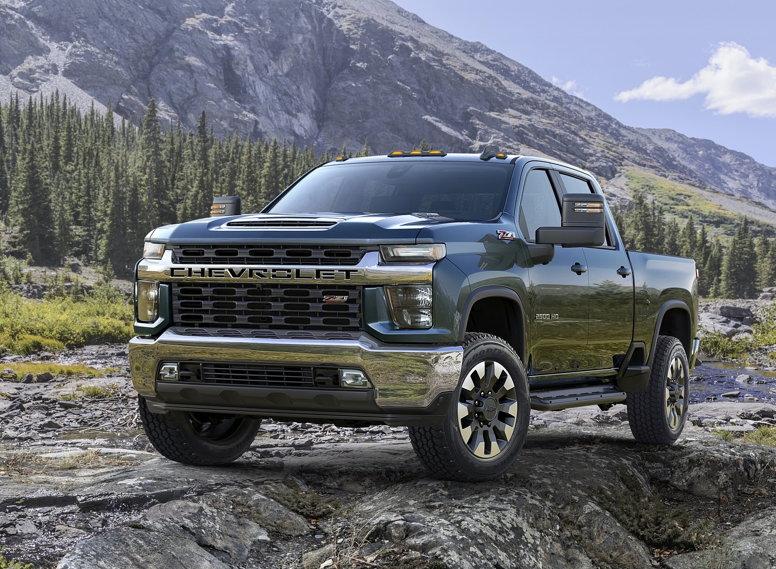 2020 Chevrolet Silverado 2500 HD LT Front Wallpapers #12 of 36