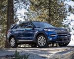 2020 Ford Explorer Front Three-Quarter Wallpapers 150x120 (3)