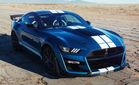 2020 Ford Mustang Shelby GT500 Front Three-Quarter Wallpapers 450x275 (81)
