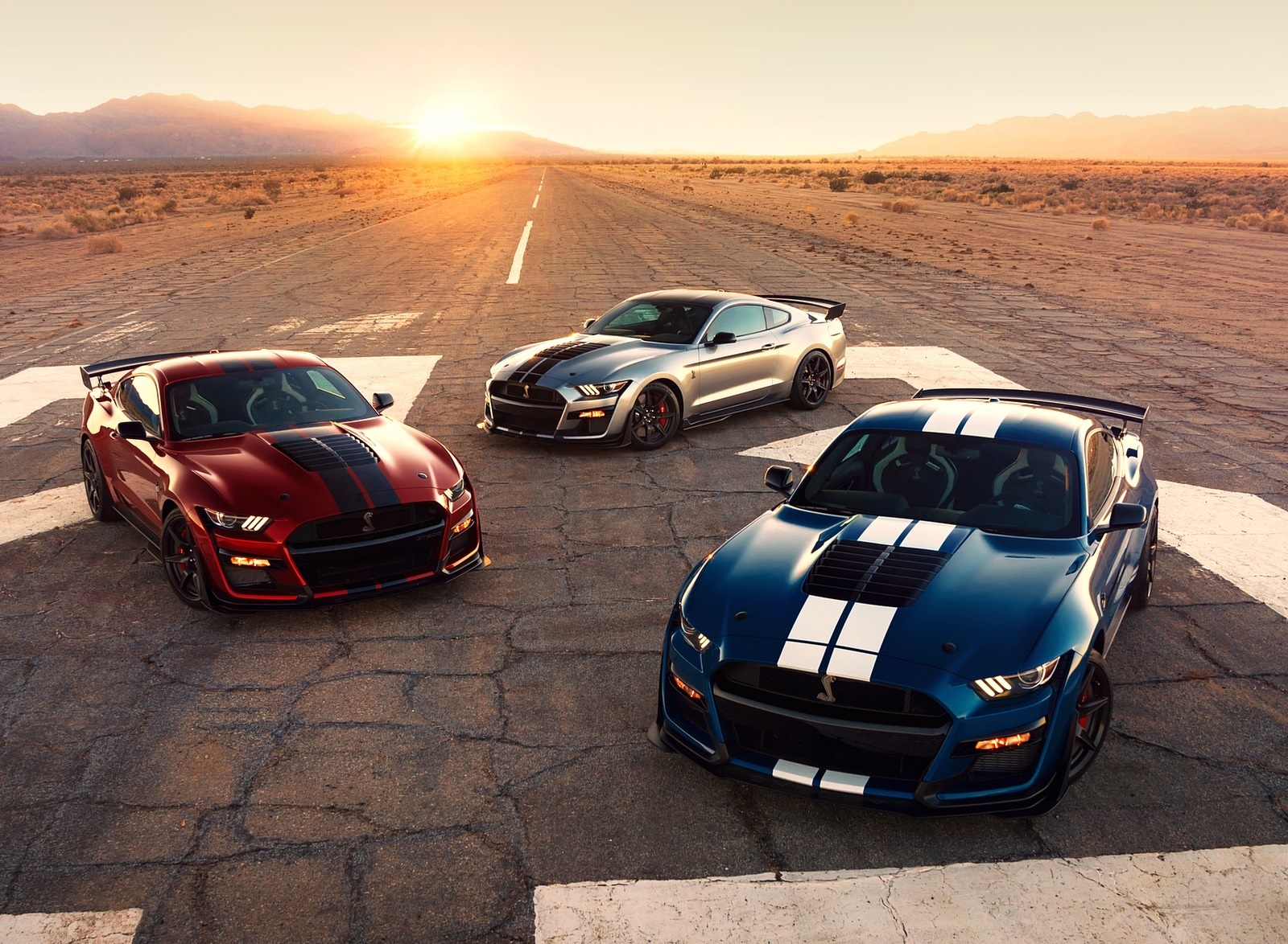 2020 Ford Mustang Shelby GT500 Front Three-Quarter Wallpapers #16 of 115