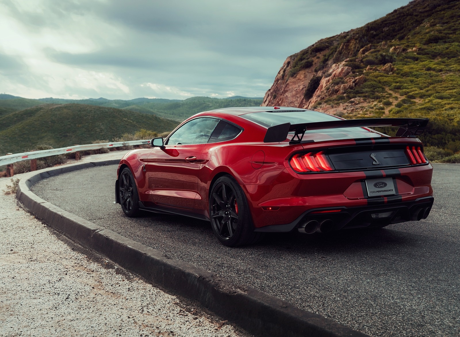 2020 Ford Mustang Shelby GT500 Rear Three-Quarter Wallpapers #35 of 115
