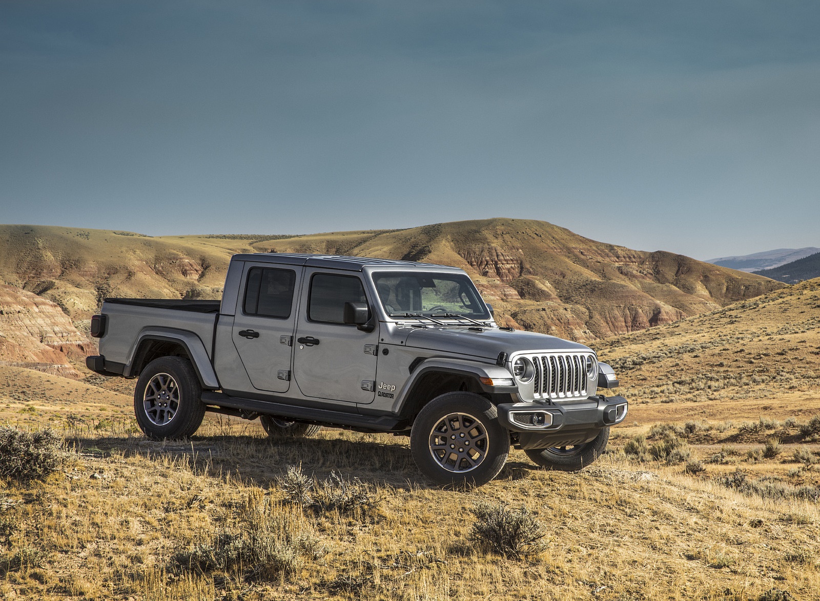 2020 Jeep Gladiator Overland Front Three-Quarter Wallpapers #120 of 125