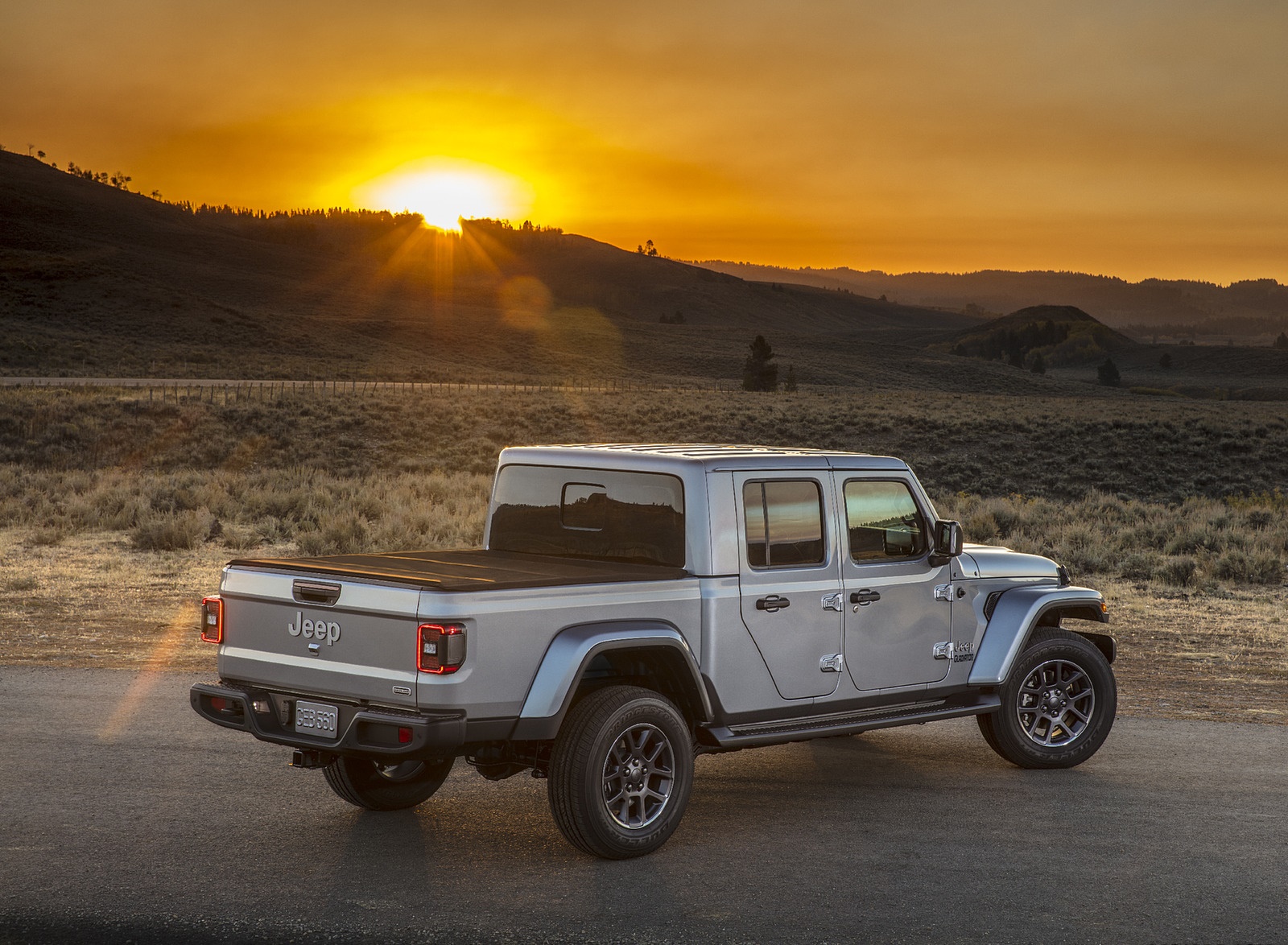 2020 Jeep Gladiator Overland Rear Three-Quarter Wallpapers #117 of 125