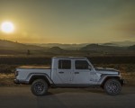 2020 Jeep Gladiator Overland Side Wallpapers 150x120
