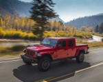 2020 Jeep Gladiator Rubicon Front Three-Quarter Wallpapers 150x120 (5)
