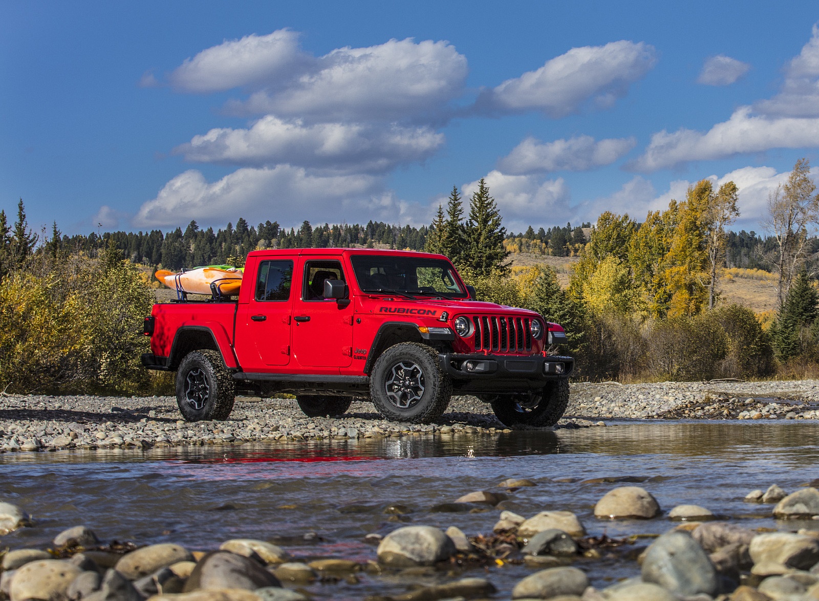 2020 Jeep Gladiator Rubicon Front Three-Quarter Wallpapers #24 of 125
