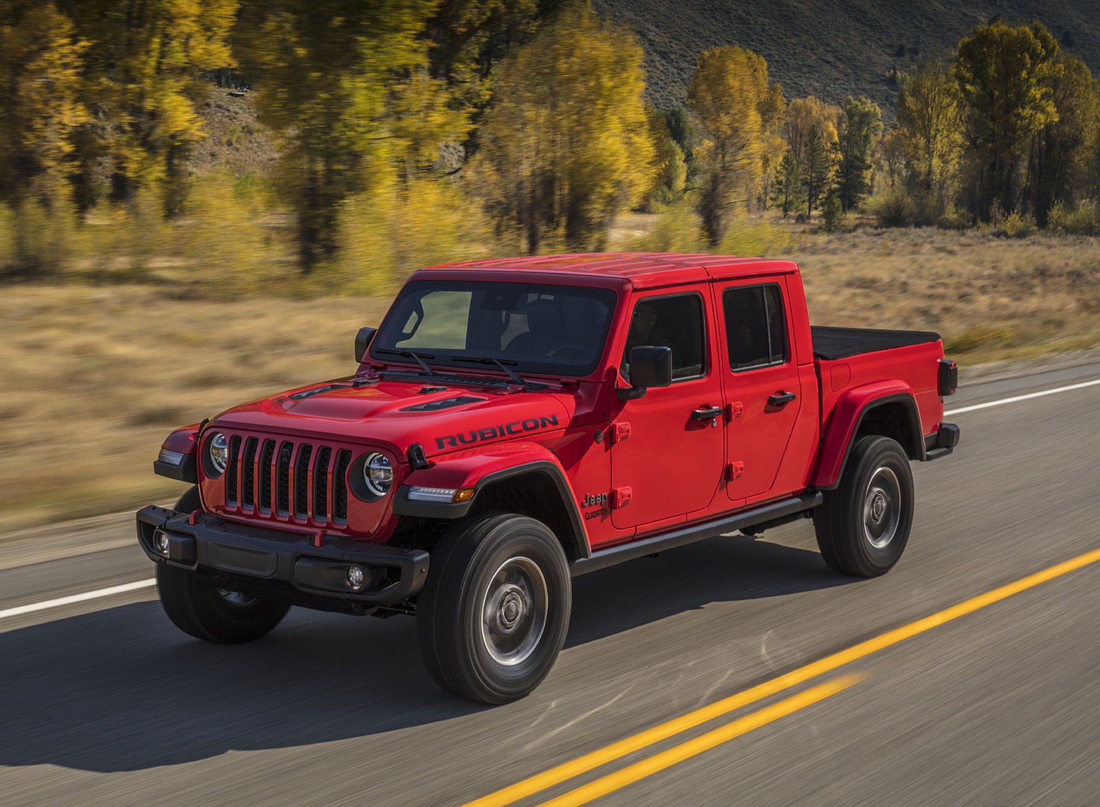 2020 Jeep Gladiator Rubicon Front Three-Quarter Wallpapers (7)