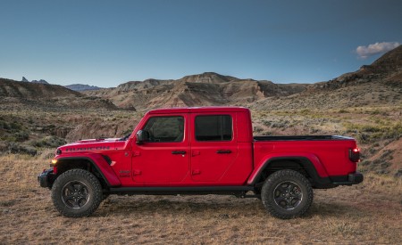 2020 Jeep Gladiator Rubicon Side Wallpapers 450x275 (62)