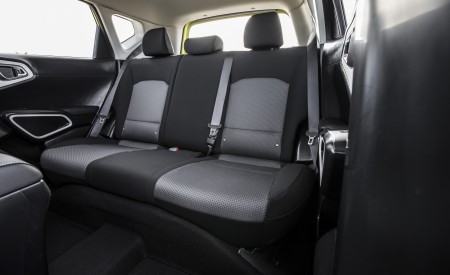 2020 Kia Soul EV Interior Rear Seats Wallpapers 450x275 (29)