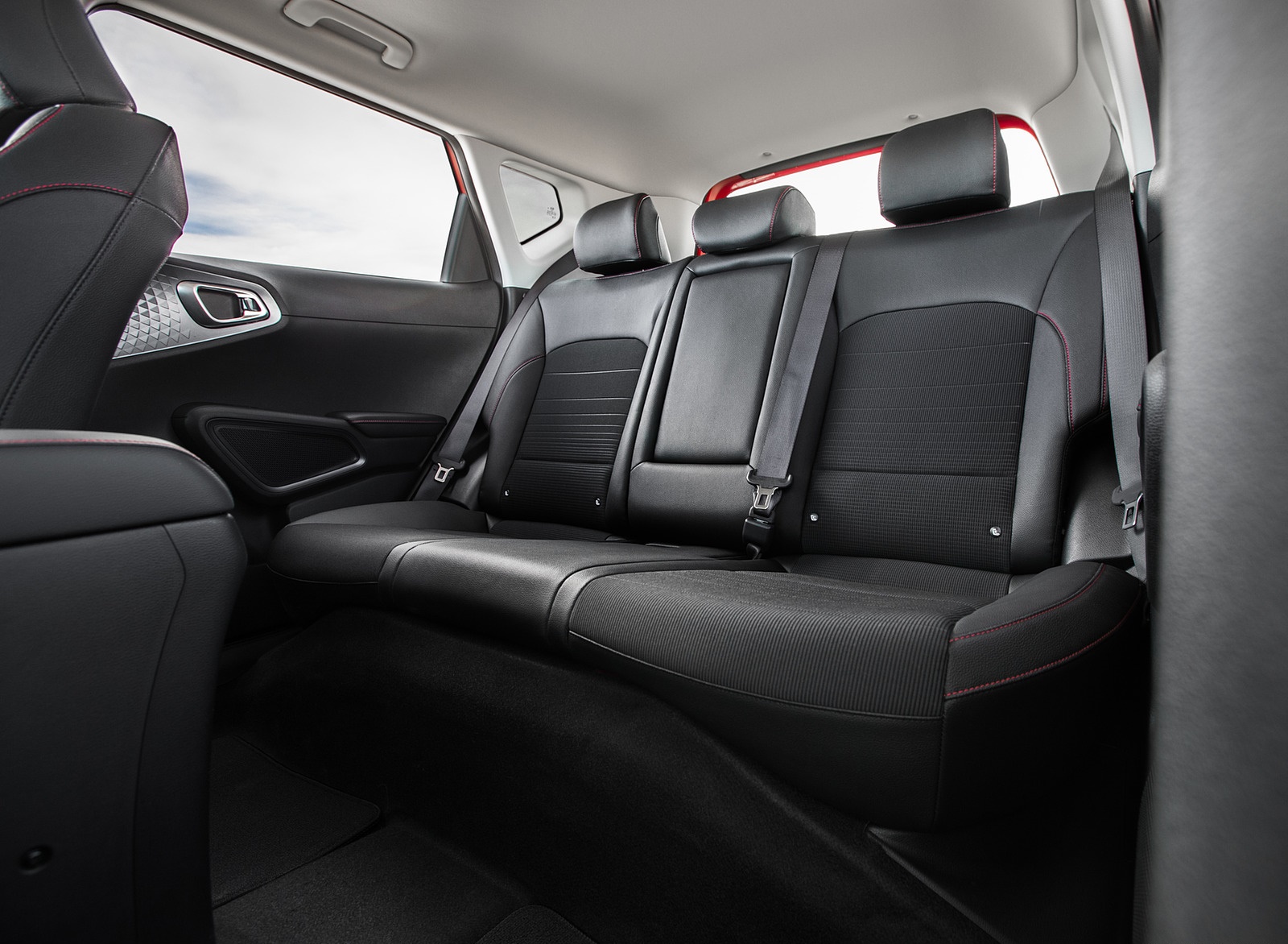 2020 Kia Soul GT-Line Interior Rear Seats Wallpapers #34 of 38