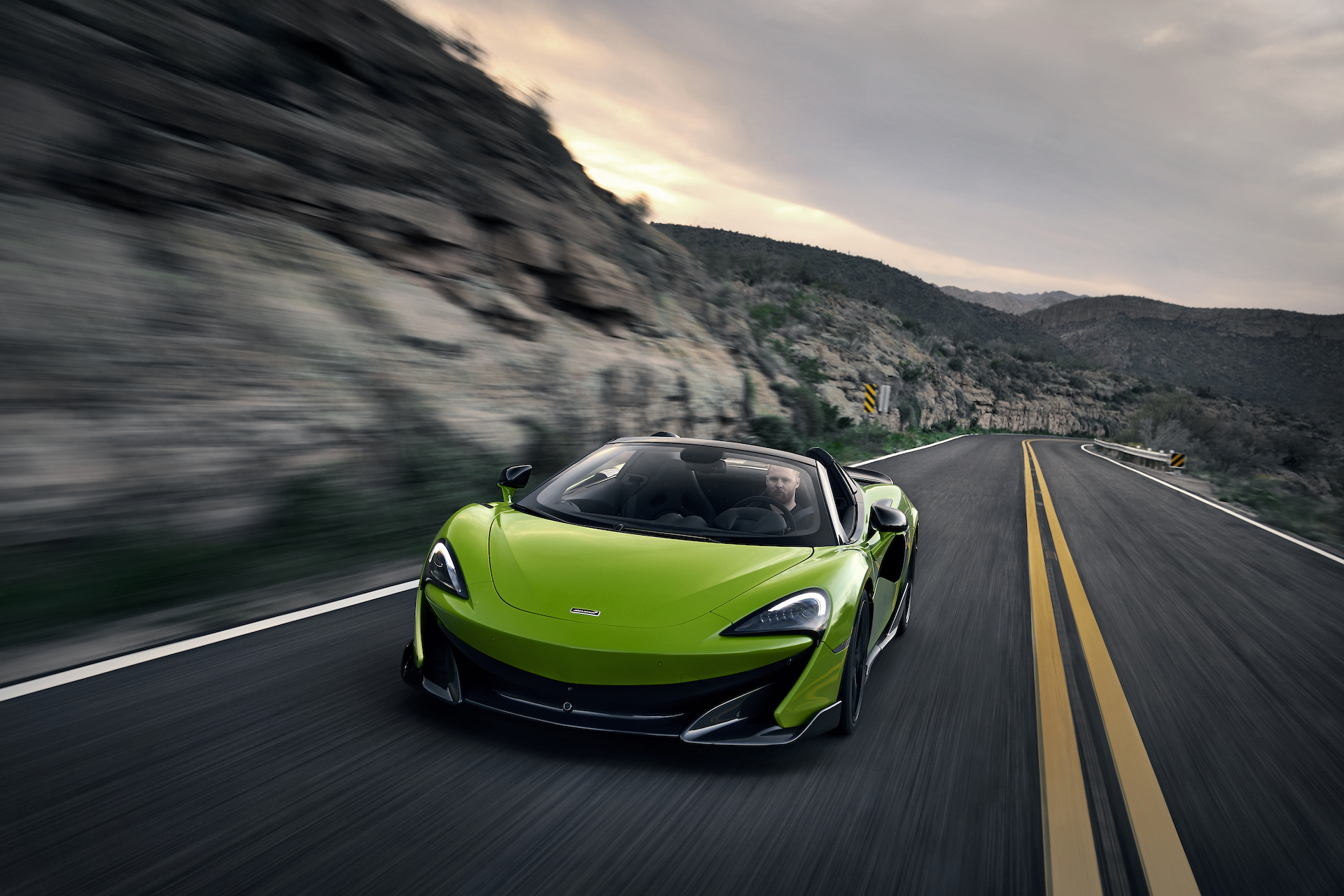 2020 McLaren 600LT Spider (Color: Lime Green) Front Three-Quarter Wallpapers #61 of 99