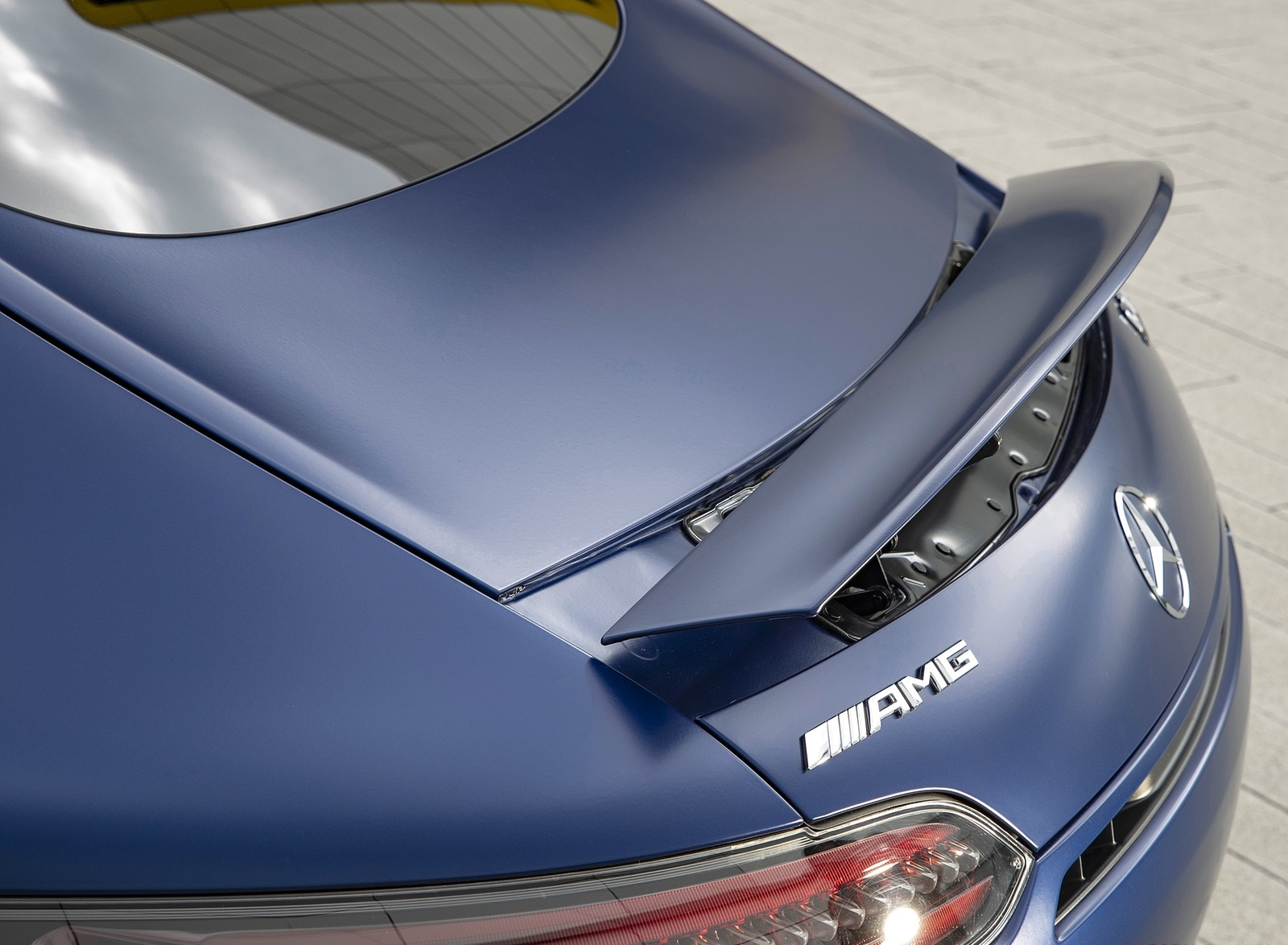 2020 Mercedes-AMG C Coupe (Color: Designo Brilliant Blue Magno) Spoiler Wallpapers #37 of 136