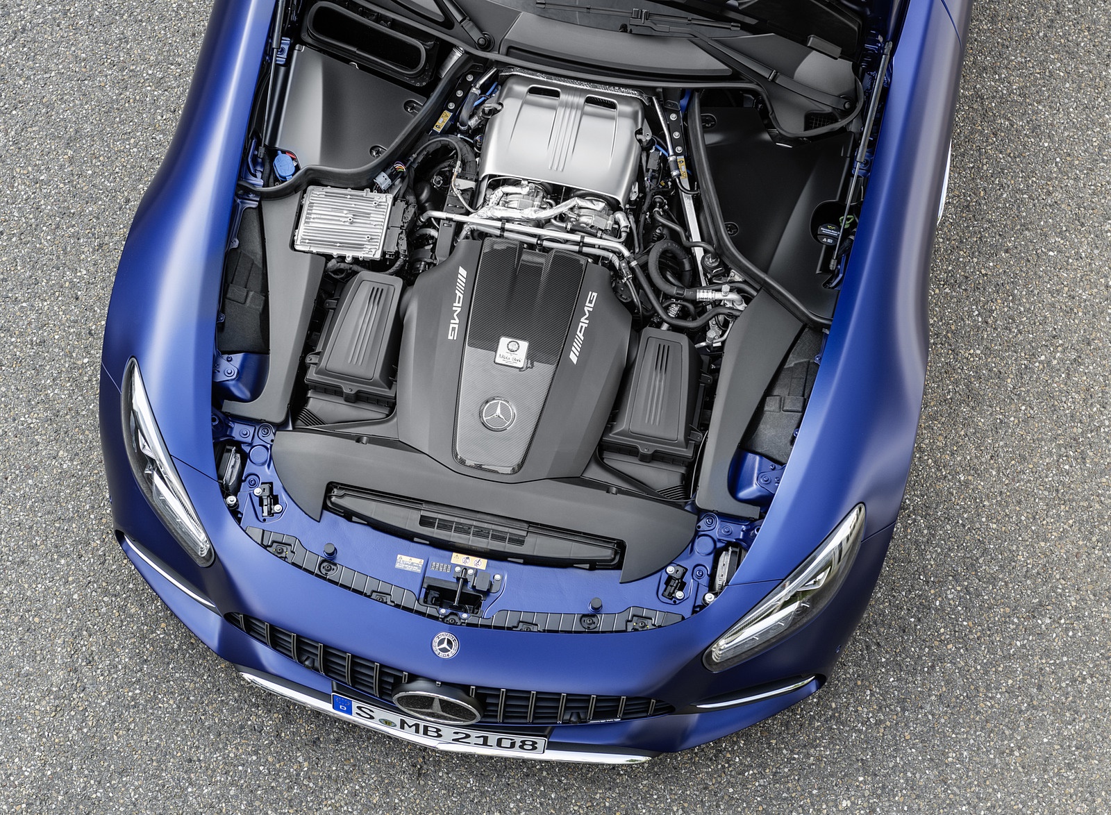 2020 Mercedes-AMG GT C Roadster (Color: Brilliant Blue) Engine Wallpapers #133 of 136