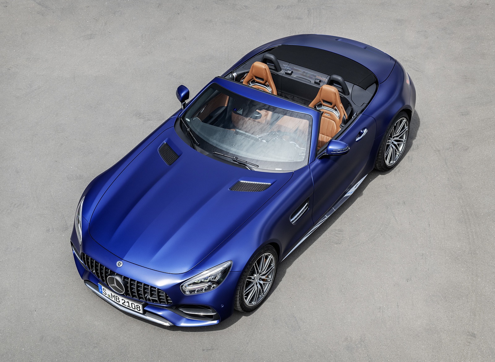 2020 Mercedes-AMG GT C Roadster (Color: Brilliant Blue) Top Wallpapers #122 of 136