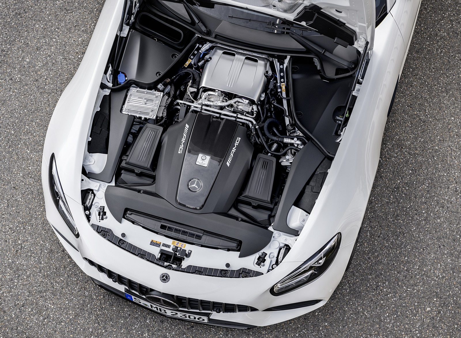 2020 Mercedes-AMG GT (Color: Designo Diamond White Bright) Engine Wallpapers #109 of 136