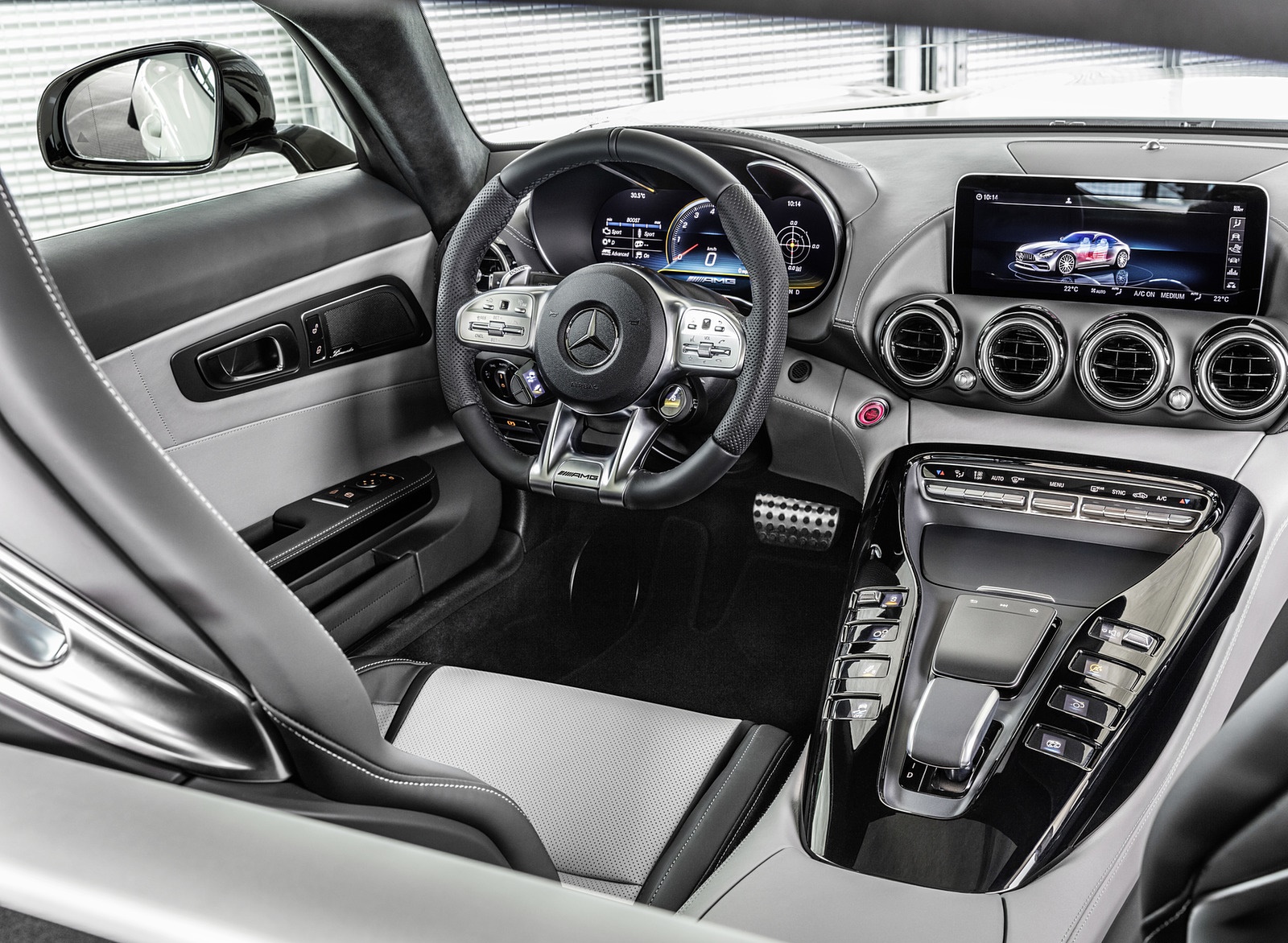 2020 Mercedes-AMG GT (Color: Designo Diamond White Bright) Interior Cockpit Wallpapers #113 of 136