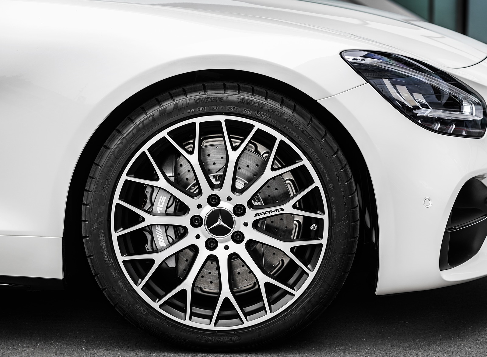 2020 Mercedes-AMG GT (Color: Designo Diamond White Bright) Wheel Wallpapers #108 of 136