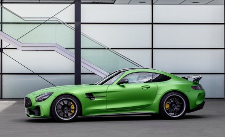 2020 Mercedes-AMG GT R (Color: Green Hell Magno) Side Wallpapers 450x275 (91)