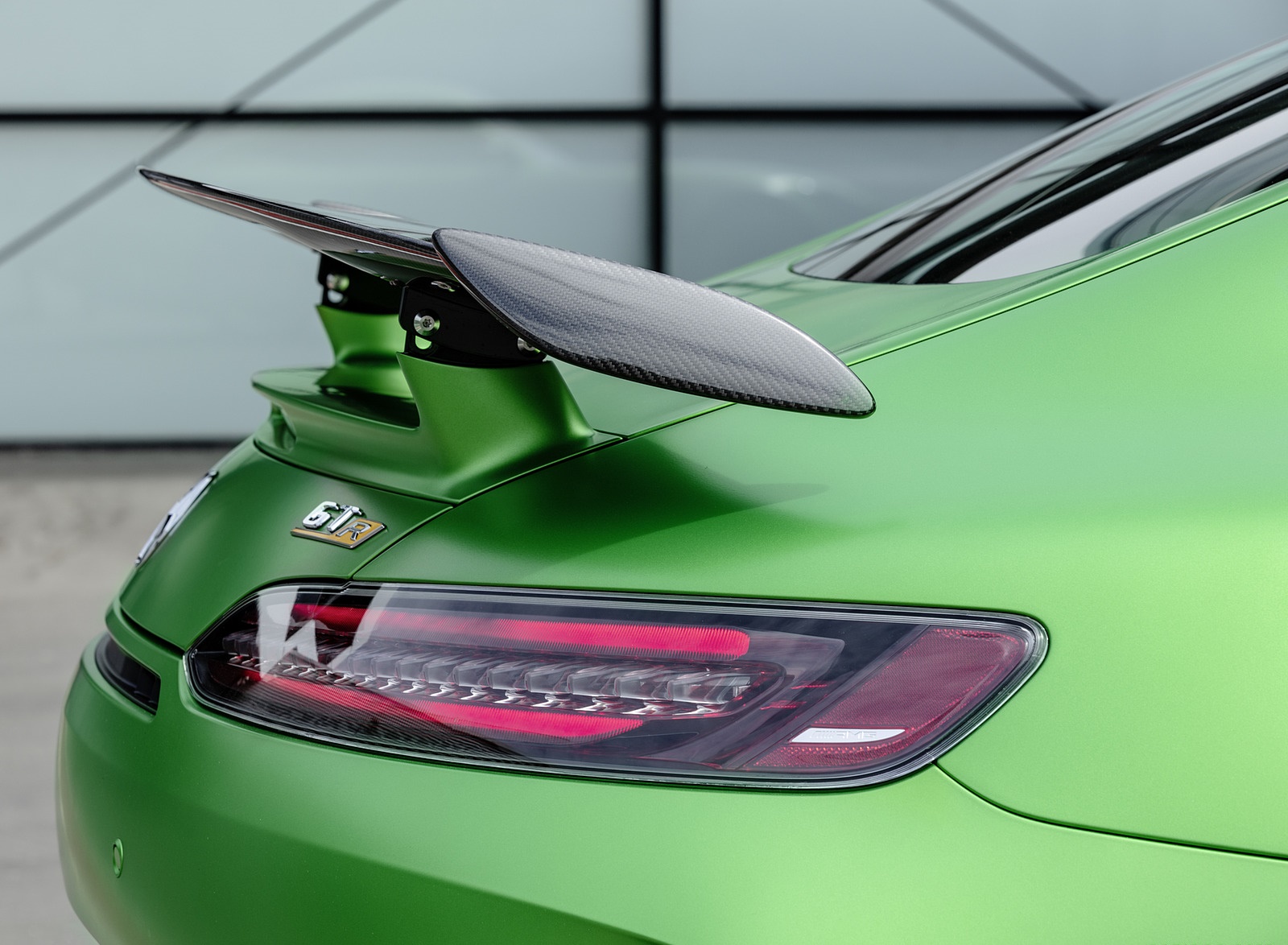 2020 Mercedes-AMG GT R (Color: Green Hell Magno) Spoiler Wallpapers #95 of 136