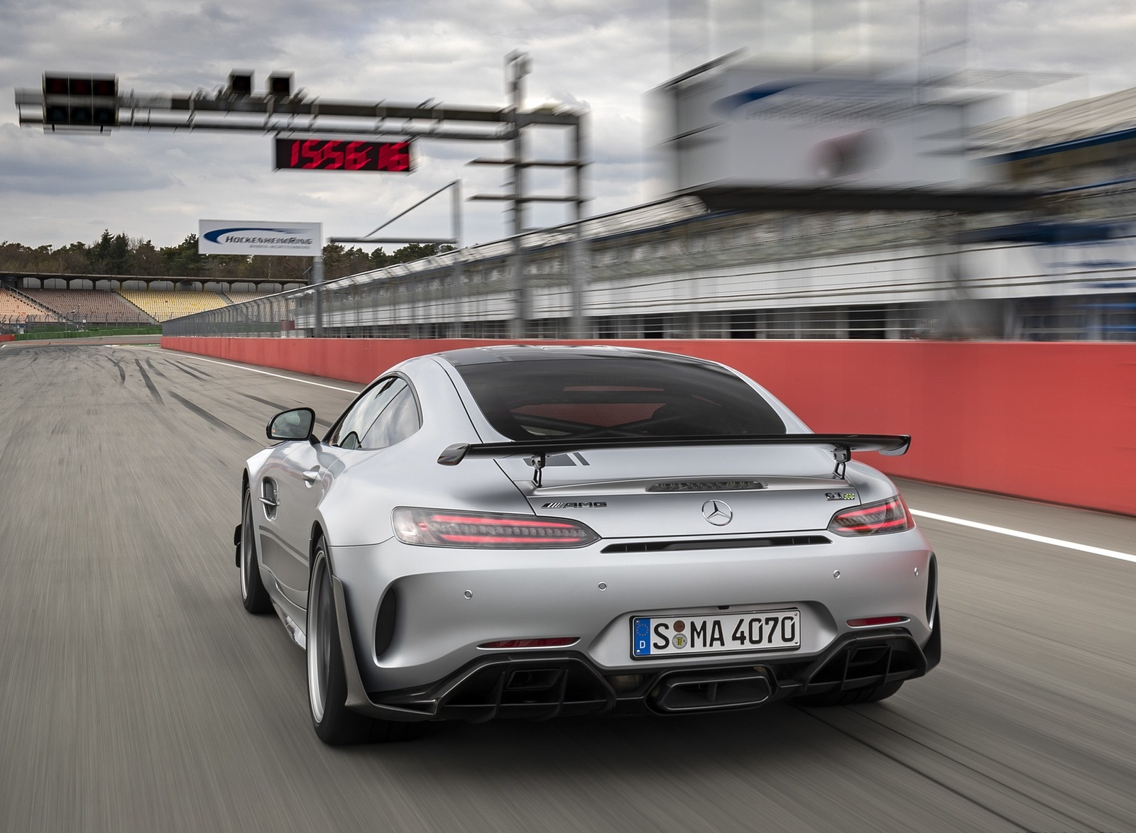 2020 Mercedes-AMG GT R Pro (Color: Designo Iridium Silver magno) Rear Wallpapers (5)