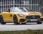 2020 Mercedes-AMG GT S Roadster (Color: AMG Solarbeam) Front Three-Quarter Wallpapers 150x120 (45)