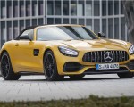 2020 Mercedes-AMG GT S Roadster (Color: AMG Solarbeam) Front Three-Quarter Wallpapers 150x120