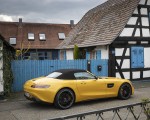 2020 Mercedes-AMG GT S Roadster (Color: AMG Solarbeam) Rear Three-Quarter Wallpapers 150x120 (50)