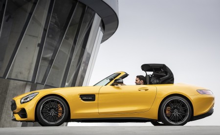 2020 Mercedes-AMG GT S Roadster (Color: AMG Solarbeam) Side Wallpapers 450x275 (55)