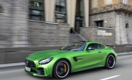 2020 Mercedes-AMG R Coupe (Color: Green Hell Magno) Front Three-Quarter Wallpapers 450x275 (17)