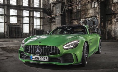 2020 Mercedes-AMG R Coupe (Color: Green Hell Magno) Front Wallpapers 450x275 (26)