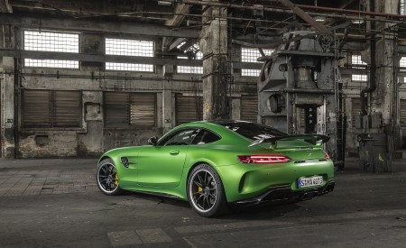 2020 Mercedes-AMG R Coupe (Color: Green Hell Magno) Rear Three-Quarter Wallpapers 450x275 (27)