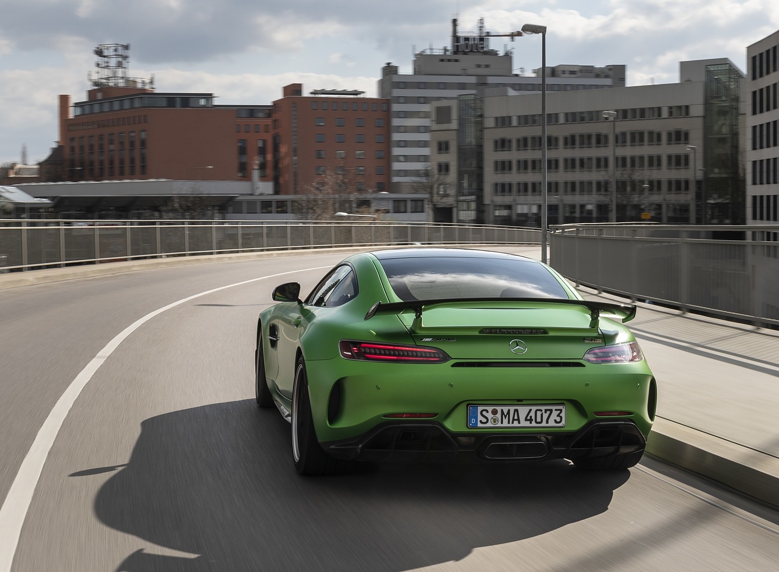 2020 Mercedes-AMG R Coupe (Color: Green Hell Magno) Rear Wallpapers #18 of 136