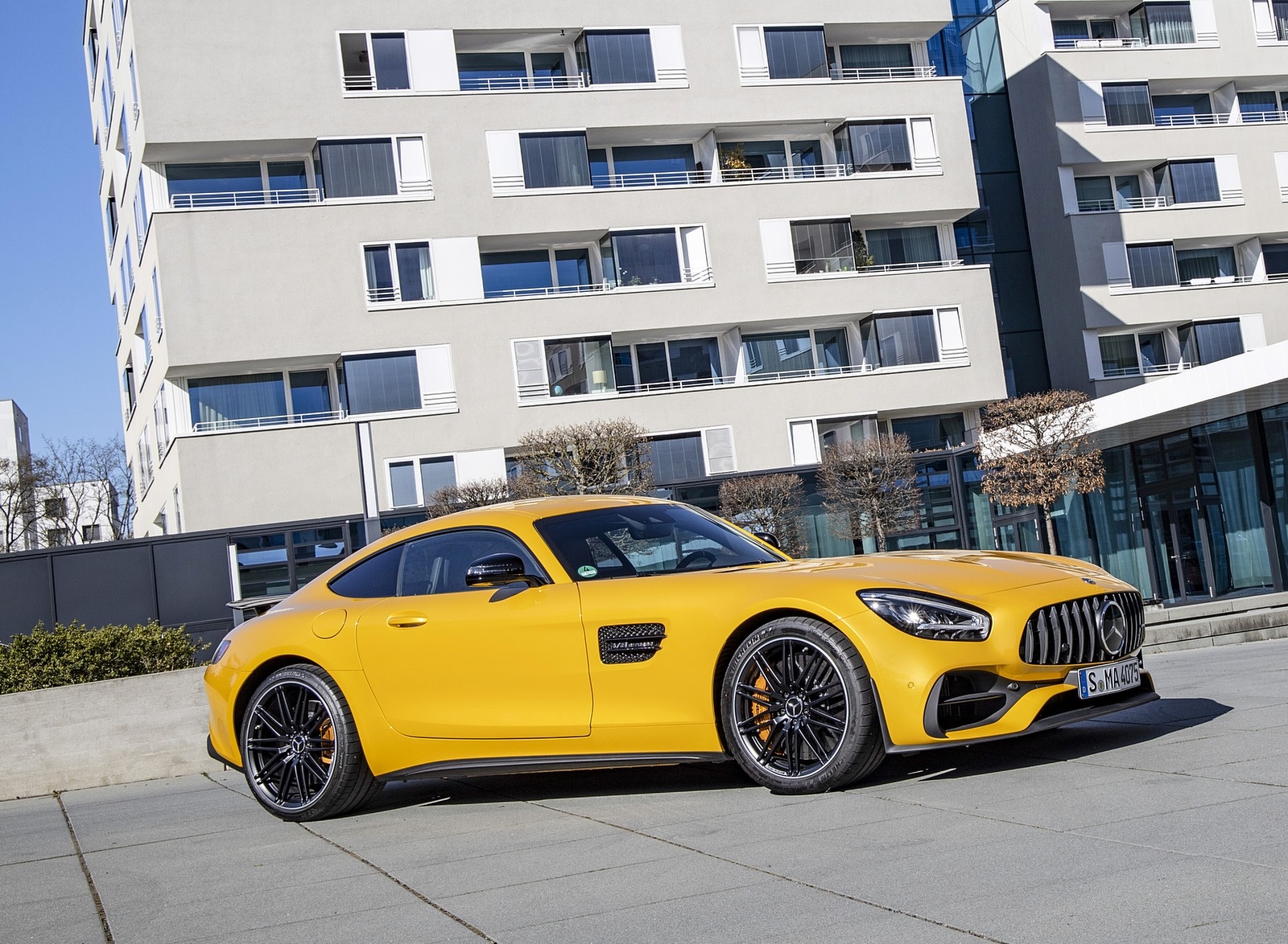 2020 Mercedes-AMG S Coupe (Color: AMG Solarbeam) Front Three-Quarter Wallpapers (5)