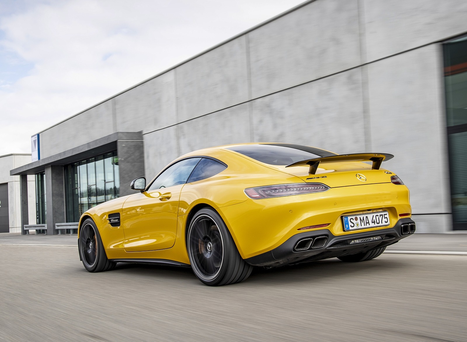 2020 Mercedes-AMG S Coupe (Color: AMG Solarbeam) Rear Three-Quarter Wallpapers (4)