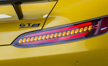 2020 Mercedes-AMG S Coupe (Color: AMG Solarbeam) Tail Light Wallpapers 450x275 (9)