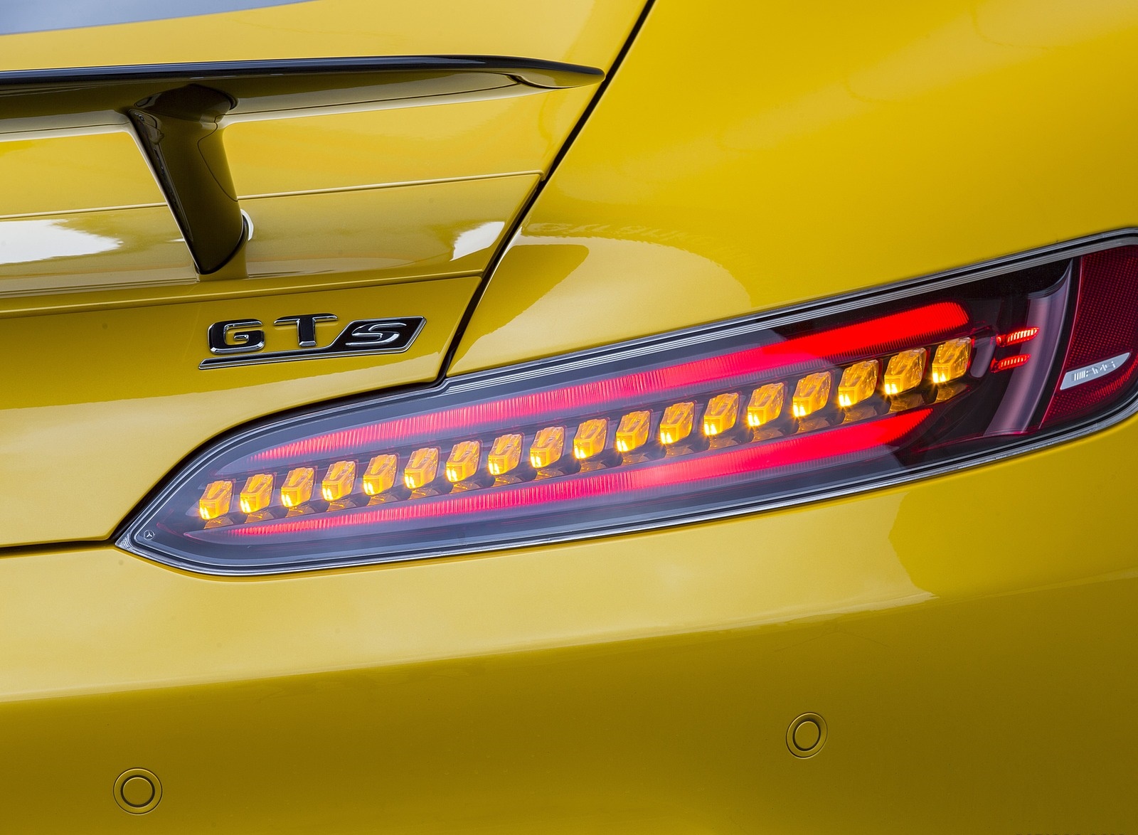 2020 Mercedes-AMG S Coupe (Color: AMG Solarbeam) Tail Light Wallpapers (9)
