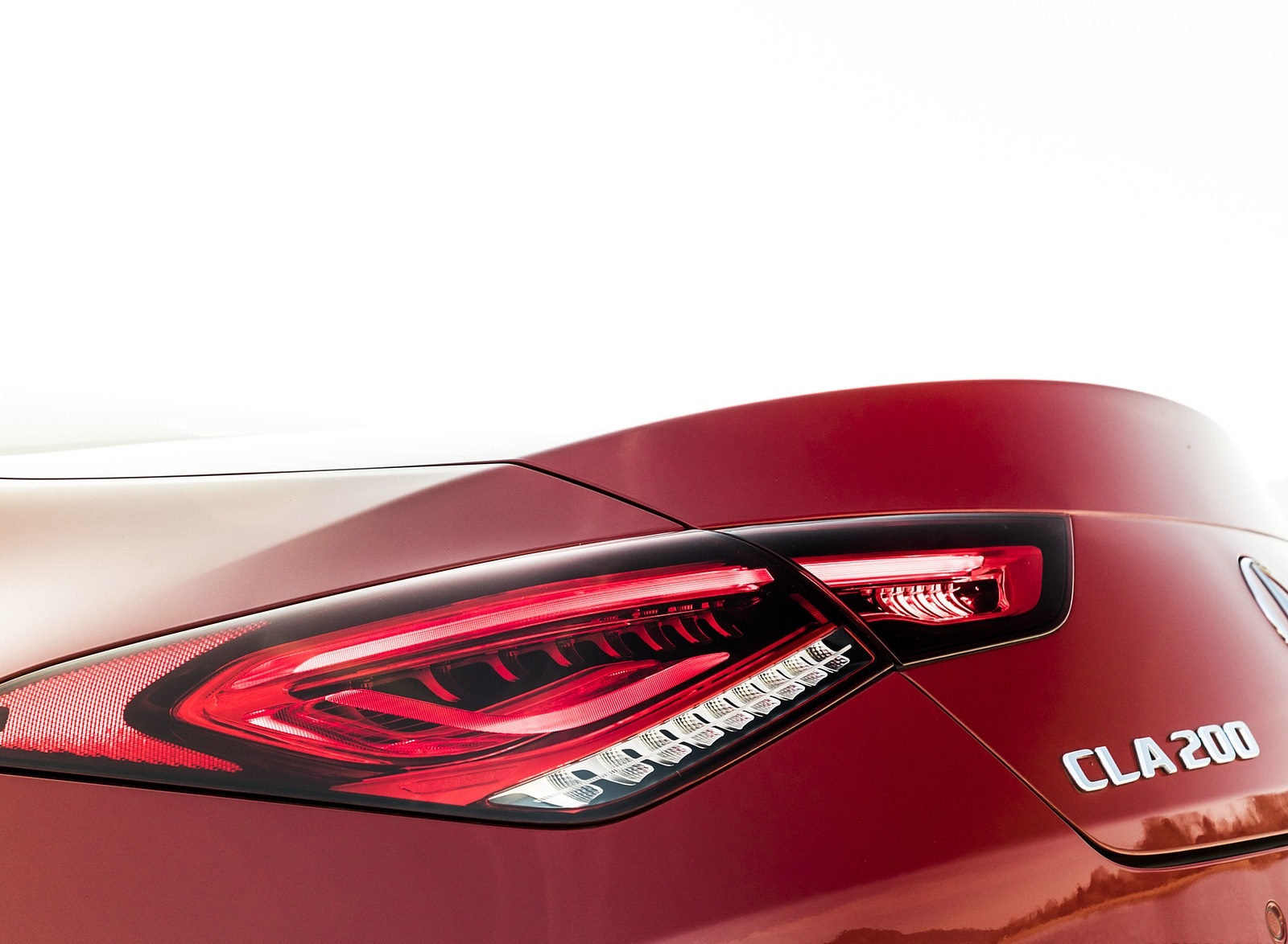 2020 Mercedes-Benz CLA 200 Coupe (Color: Jupiter Red) Tail Light Wallpapers #36 of 133