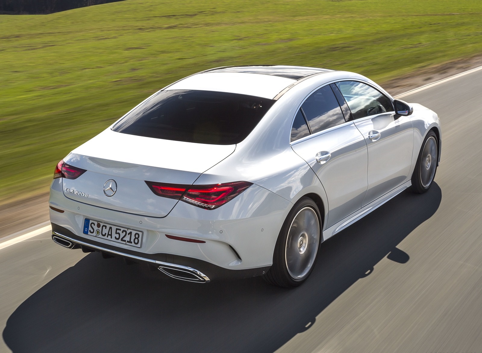 2020 Mercedes-Benz CLA 220 d Coupe AMG Line (Color: Digital White Metallic) Rear Three-Quarter Wallpapers #41 of 133