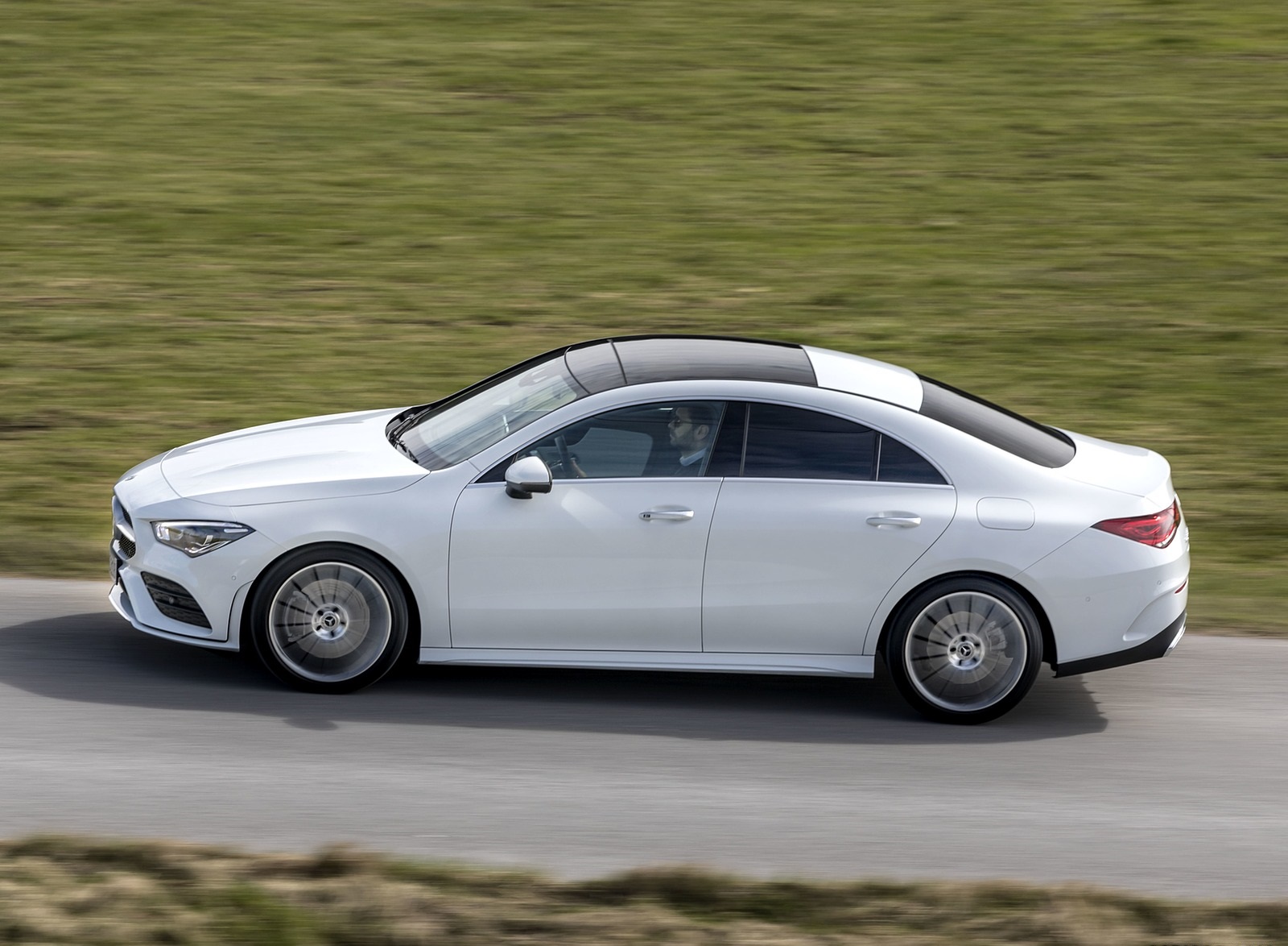 2020 Mercedes-Benz CLA 220 d Coupe AMG Line (Color: Digital White Metallic) Side Wallpapers #43 of 133