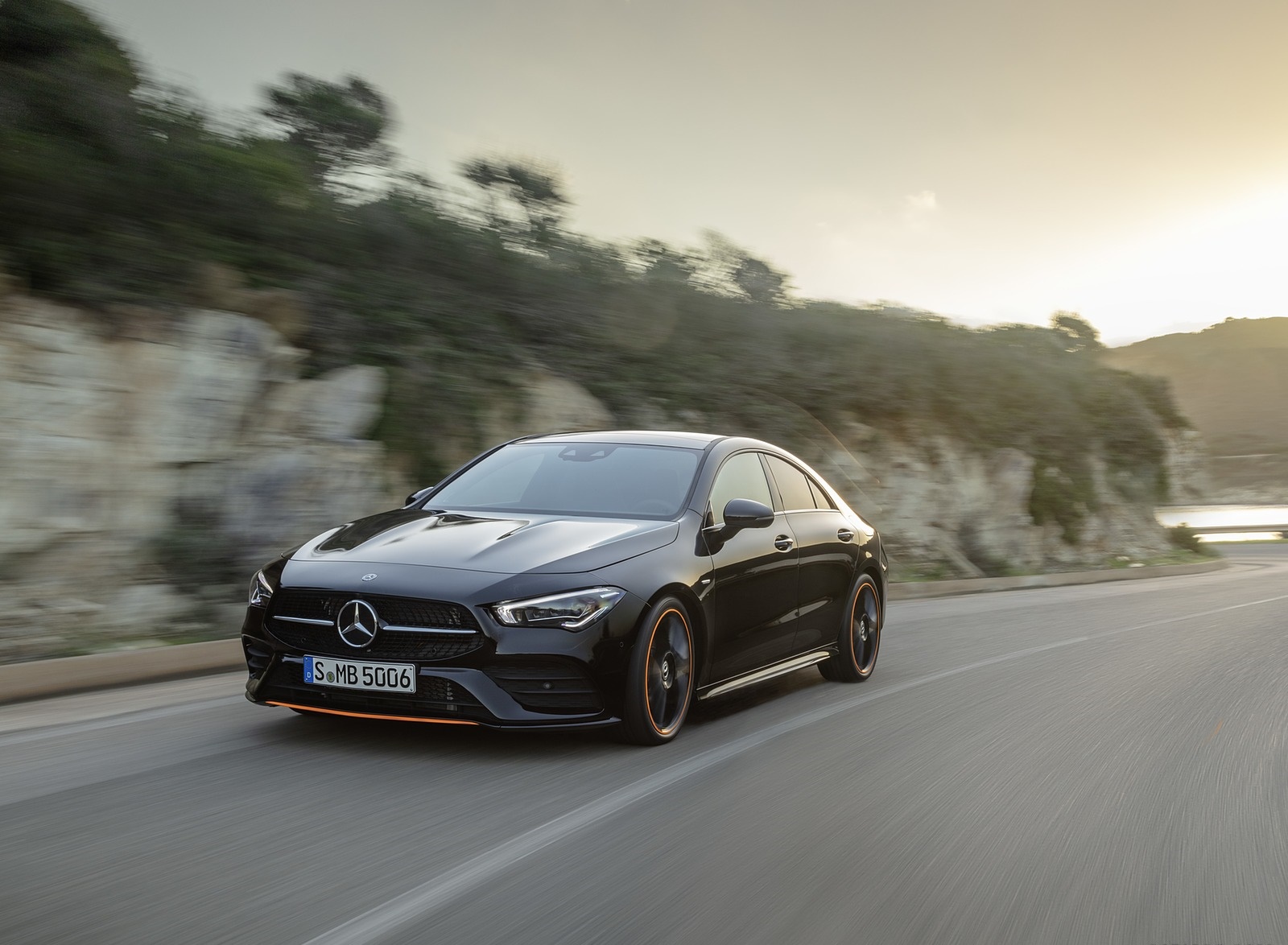 2020 Mercedes-Benz CLA 250 Coupe Edition Orange Art AMG Line (Color: Cosmos Black) Front Three-Quarter Wallpapers #105 of 133